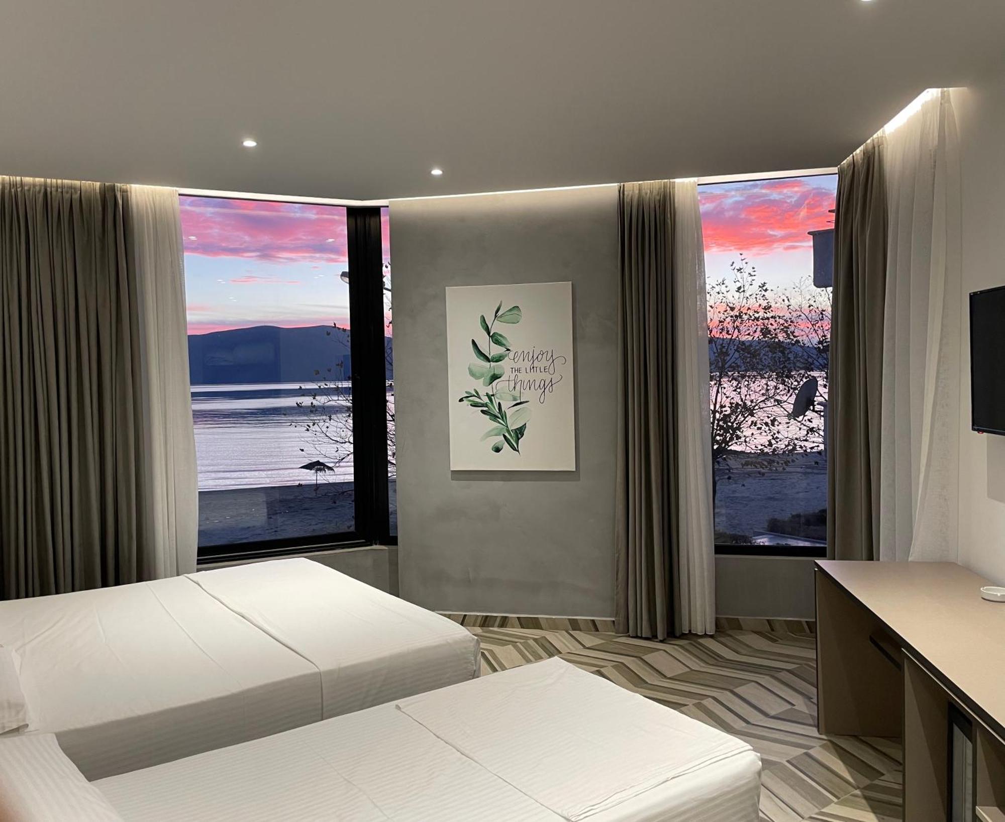Sea & Sand Vlore Exterior photo