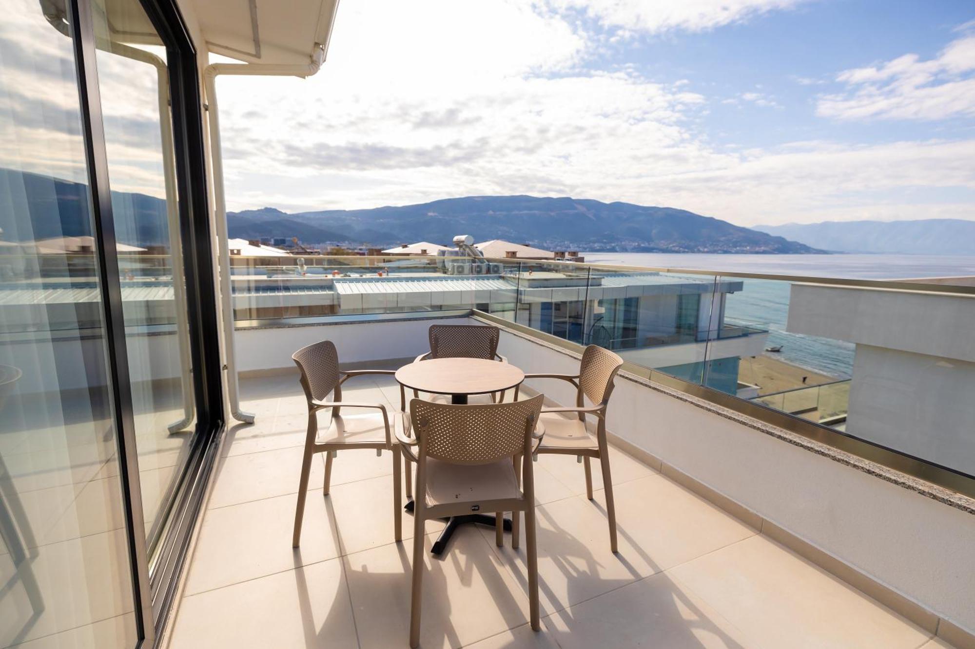 Sea & Sand Vlore Exterior photo